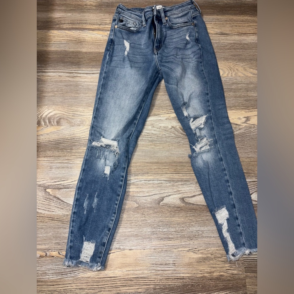 Kancan distressed skinny jeans